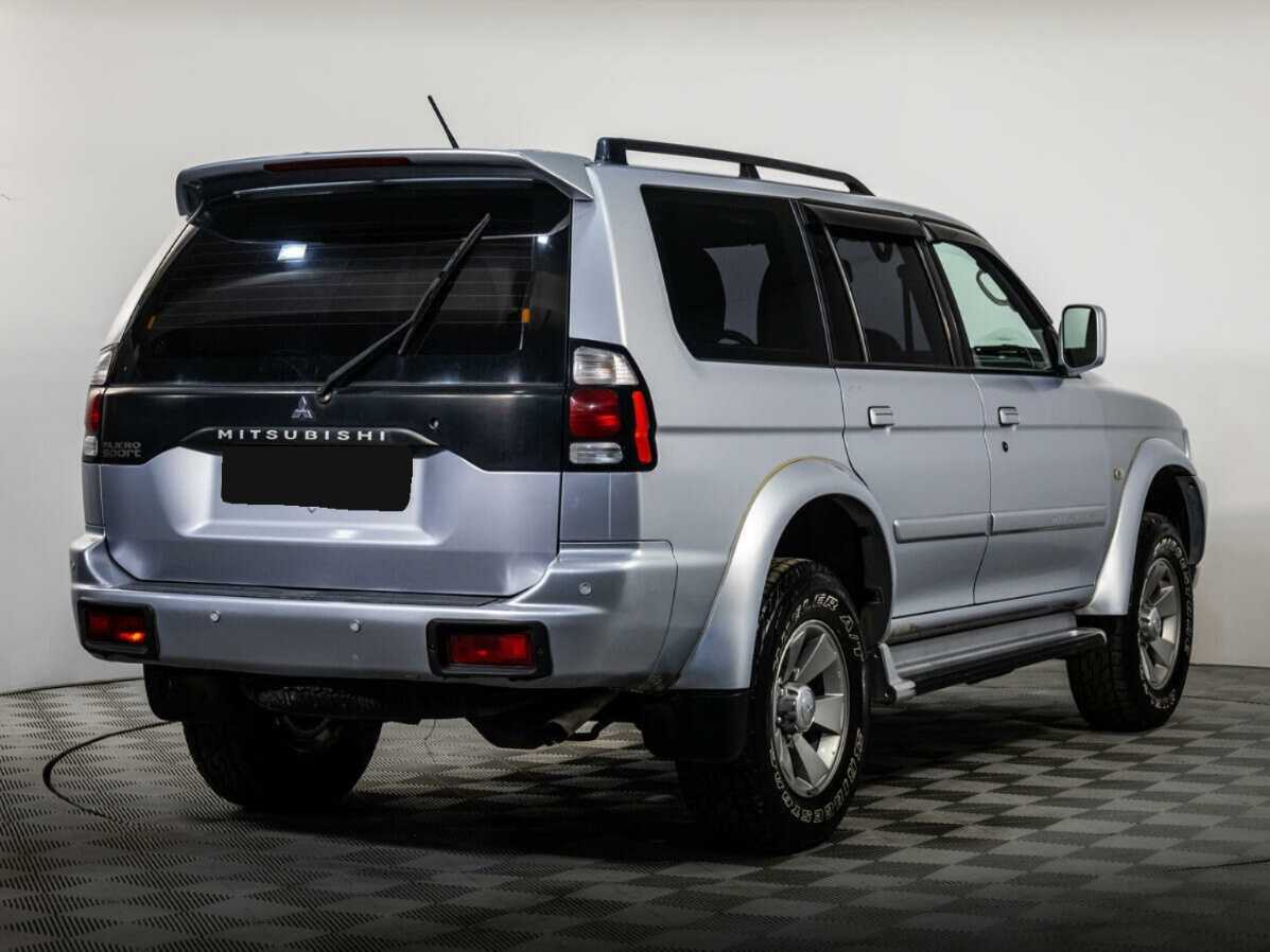 Mitsubishi Pajero Sport с пробегом — 2008 год. Фото: #3