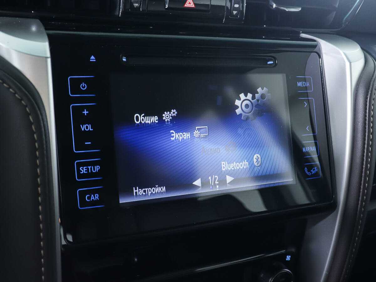 Toyota Fortuner с пробегом — 2018 год. Фото: #17