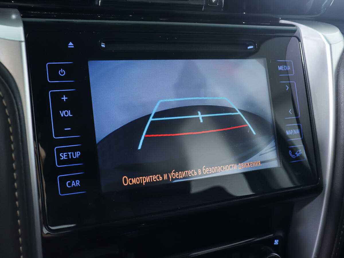 Toyota Fortuner с пробегом — 2018 год. Фото: #18