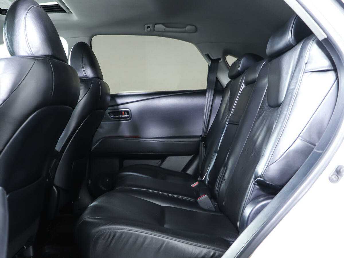 Lexus RX с пробегом — 2010 год. Фото: #7