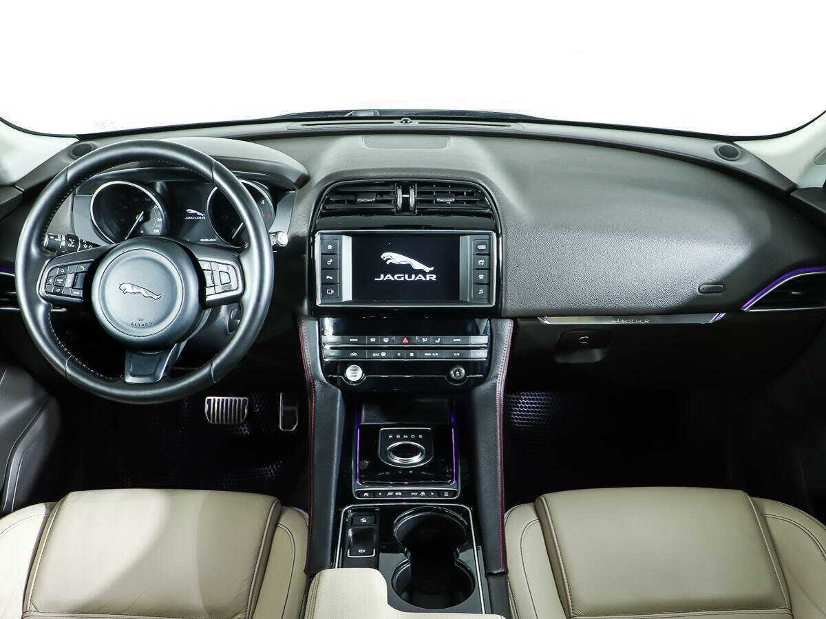 Jaguar F-Pace с пробегом — 2017 год. Фото: #9