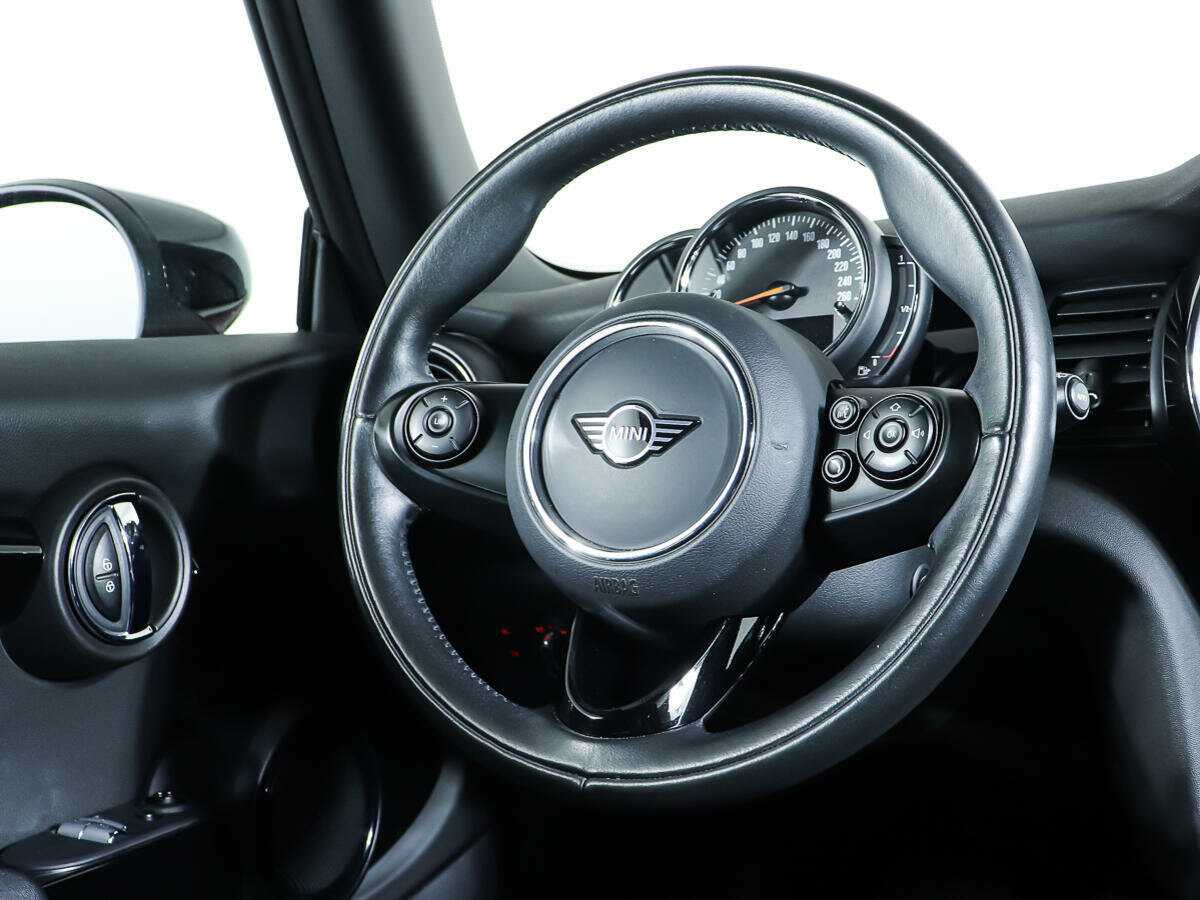 Mini Hatch с пробегом — 2021 год. Фото: #13