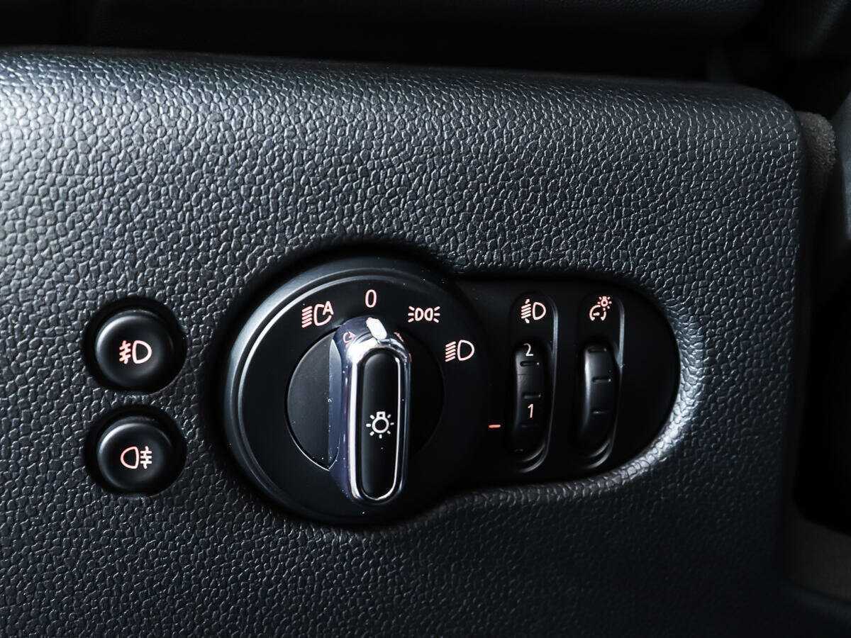 Mini Hatch с пробегом — 2021 год. Фото: #15