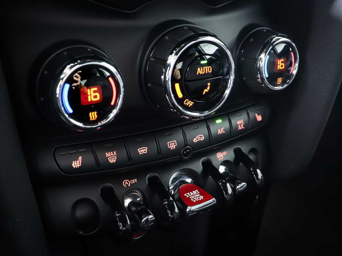 Mini Hatch с пробегом — 2021 год. Фото: #18