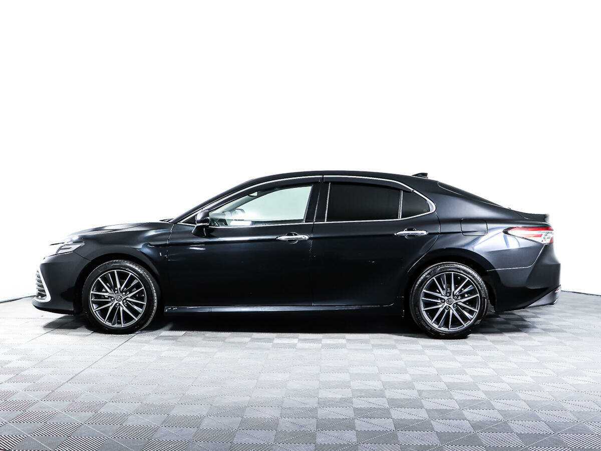 Toyota Camry с пробегом — 2022 год. Фото: #5