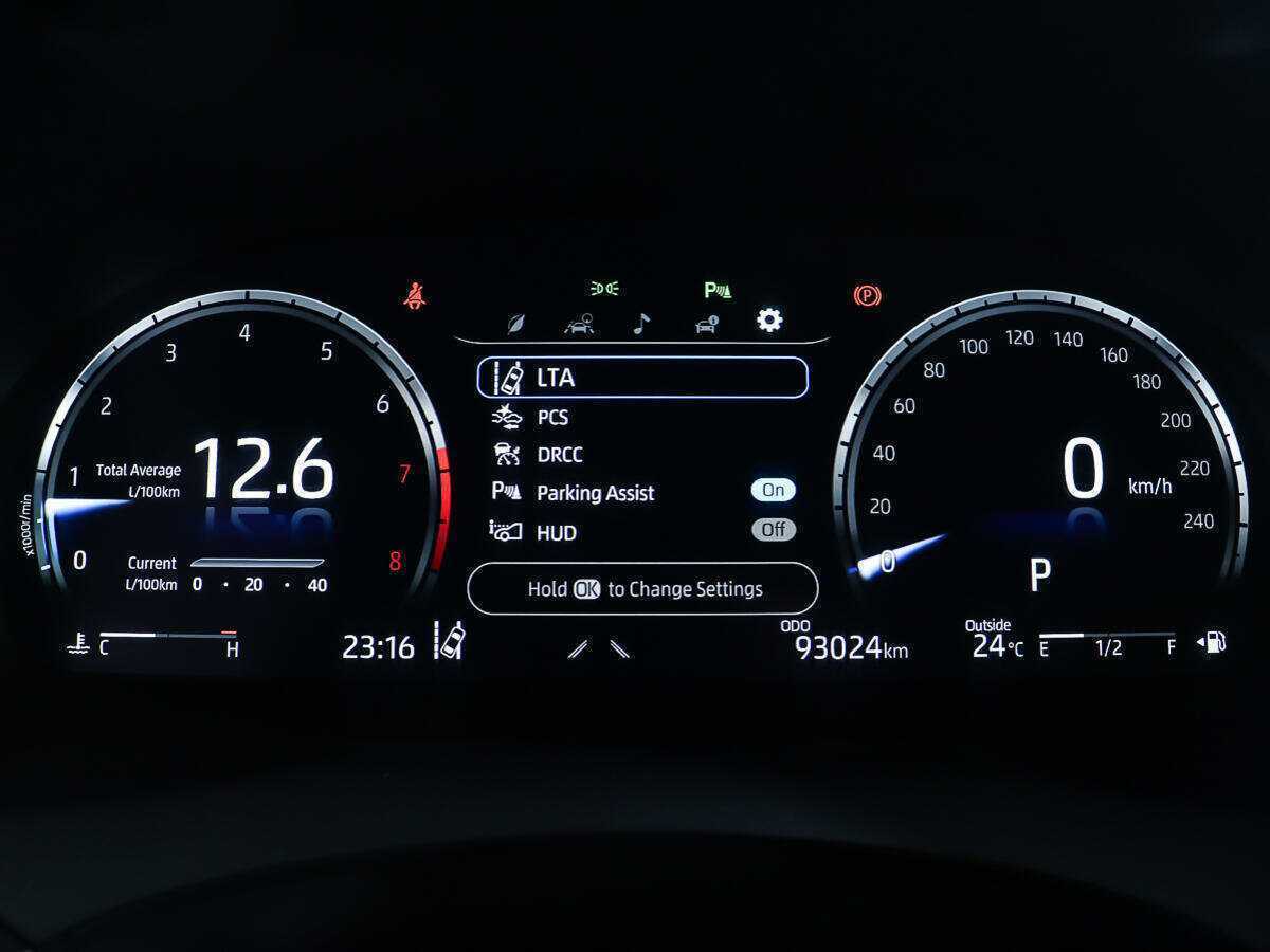 Toyota Camry с пробегом — 2022 год. Фото: #12