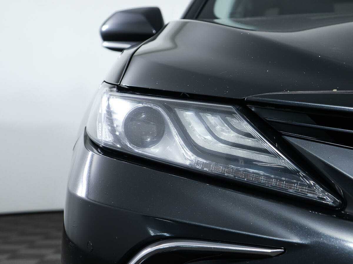Toyota Camry с пробегом — 2022 год. Фото: #23