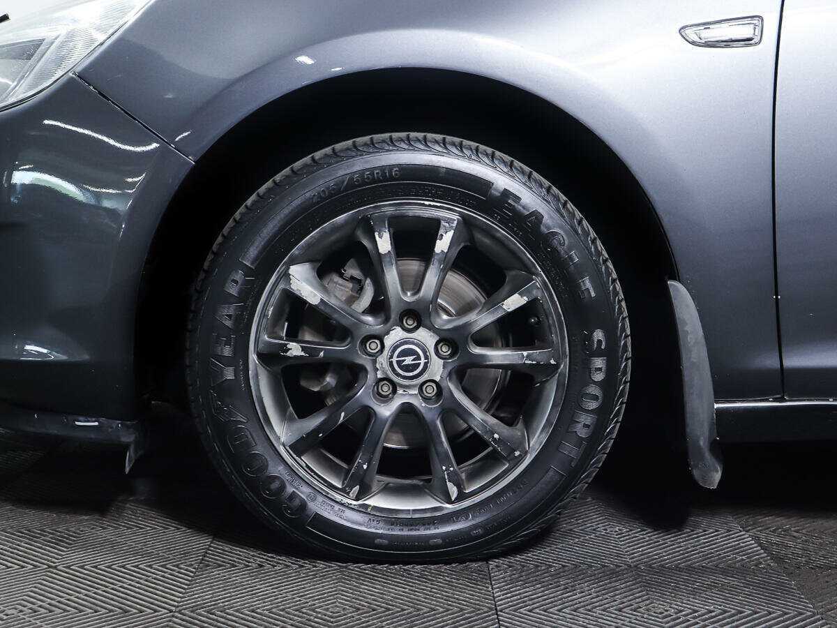 Opel Astra с пробегом — 2011 год. Фото: #20