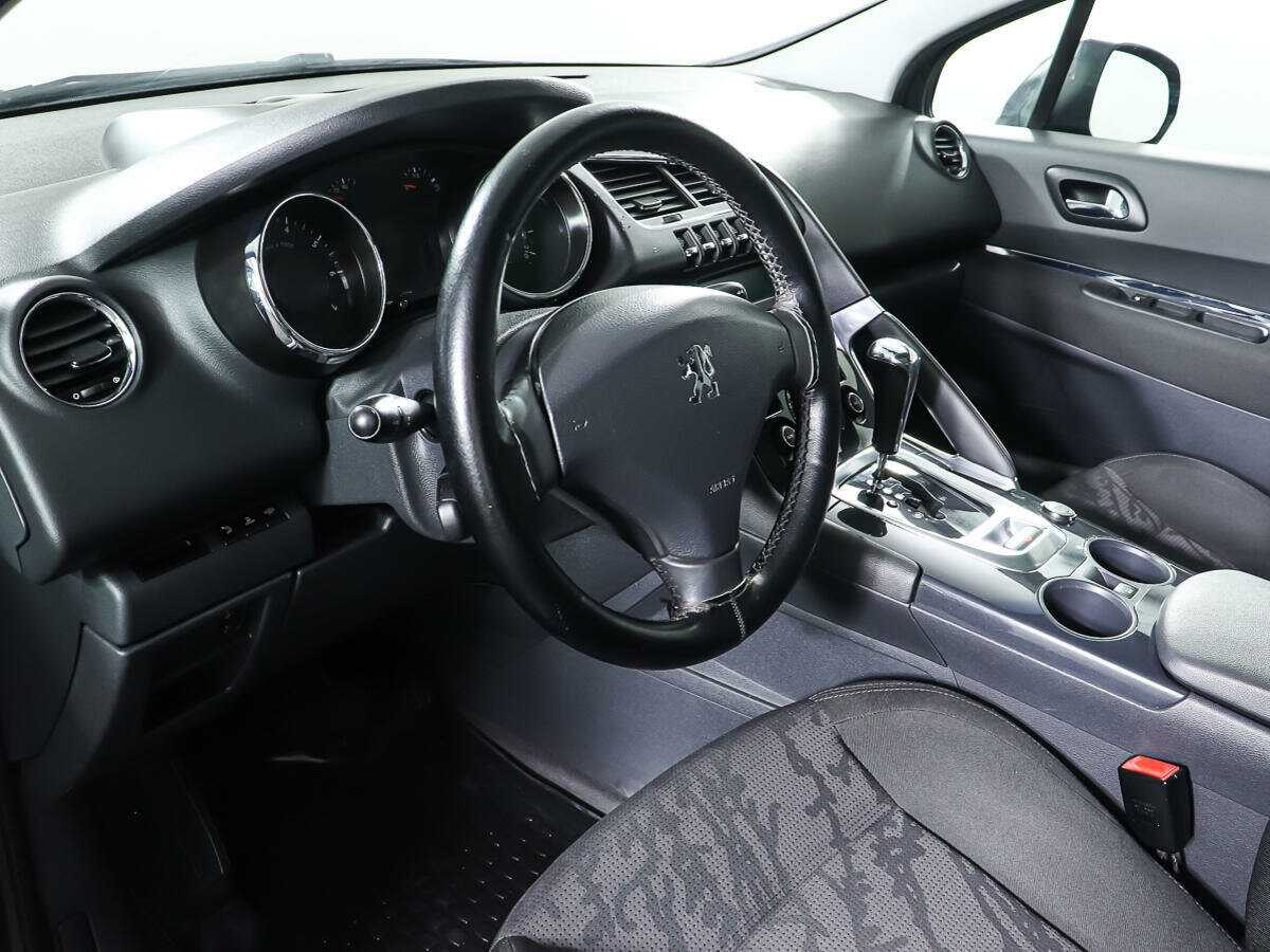 Peugeot 3008 с пробегом — 2010 год. Фото: #11