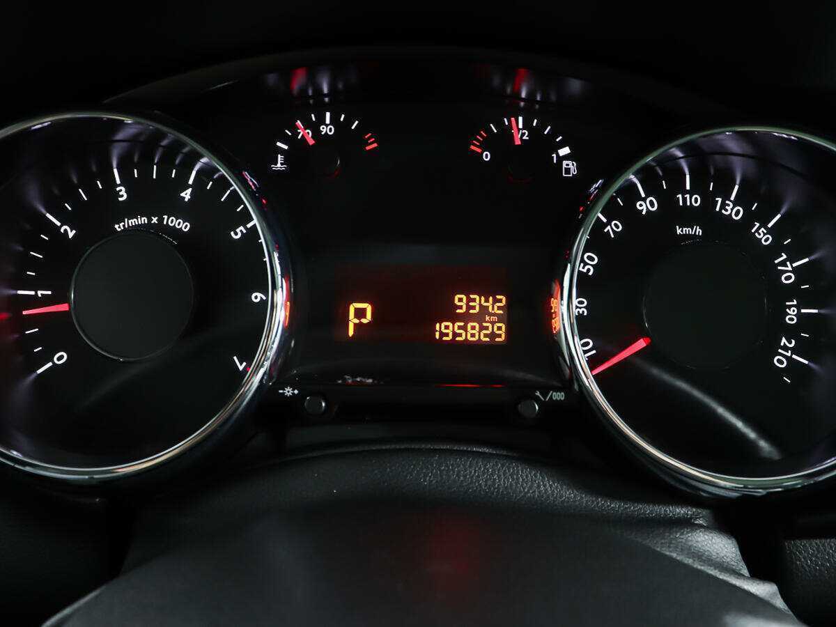 Peugeot 3008 с пробегом — 2010 год. Фото: #12