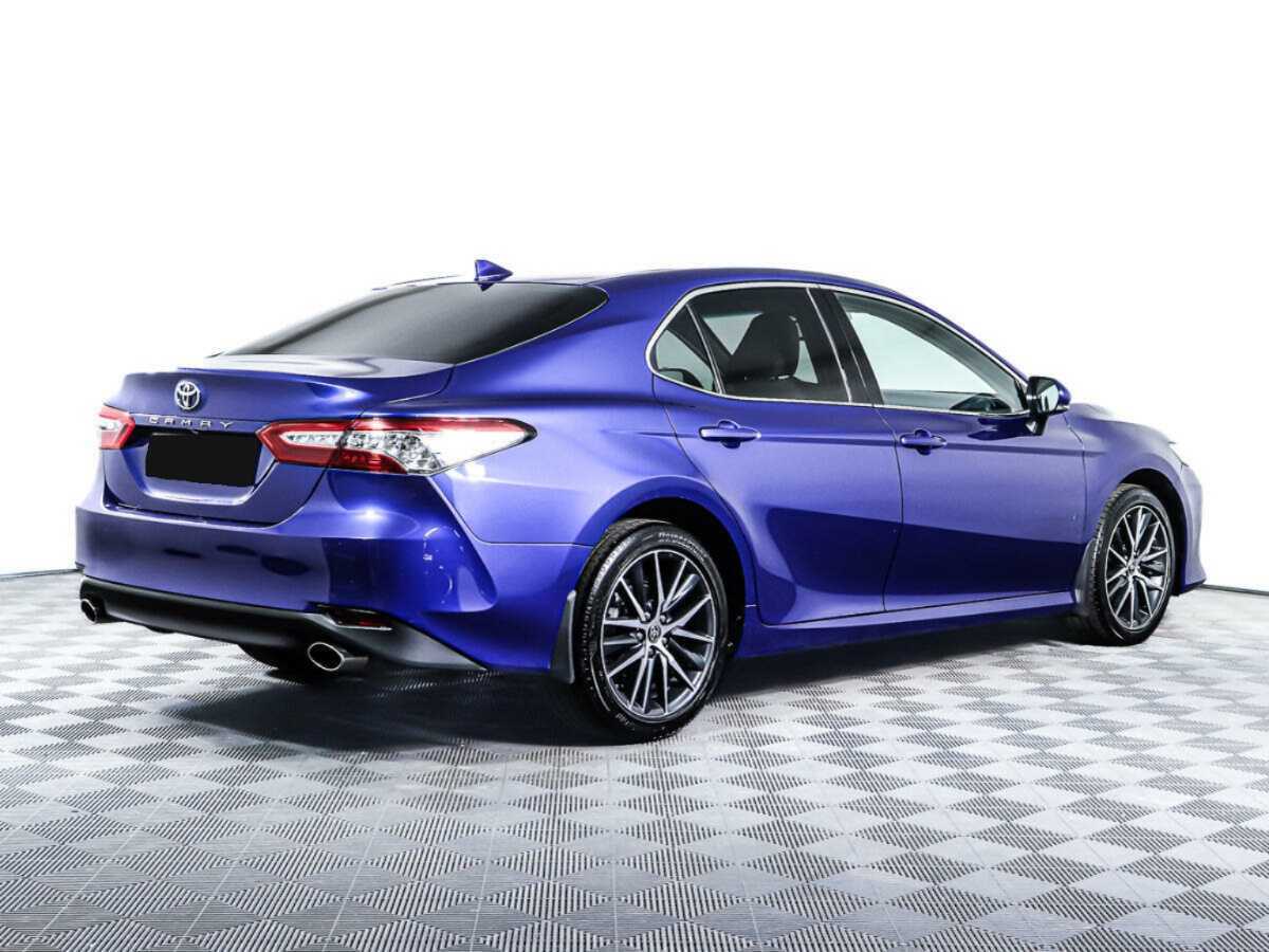 Toyota Camry с пробегом — 2021 год. Фото: #3