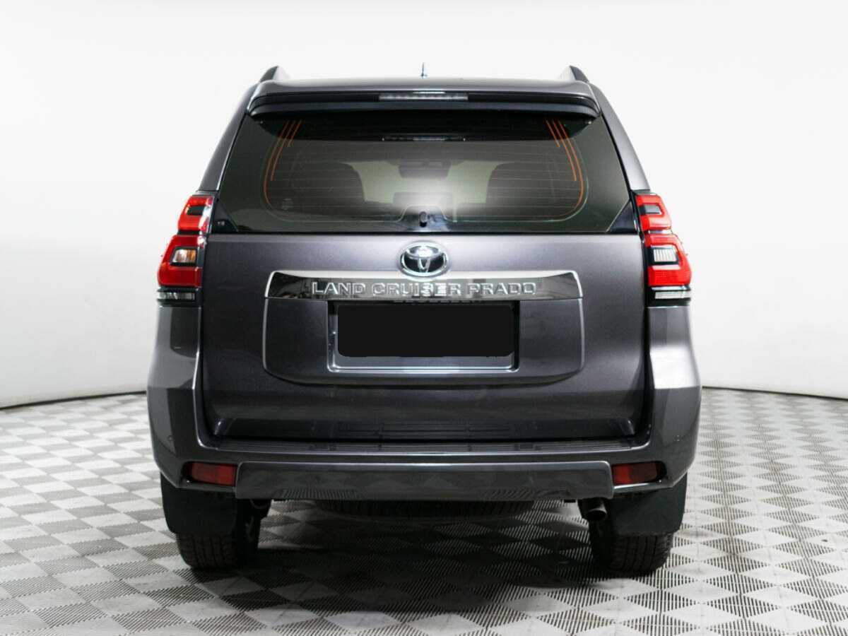Toyota Land Cruiser Prado с пробегом — 2018 год. Фото: #5