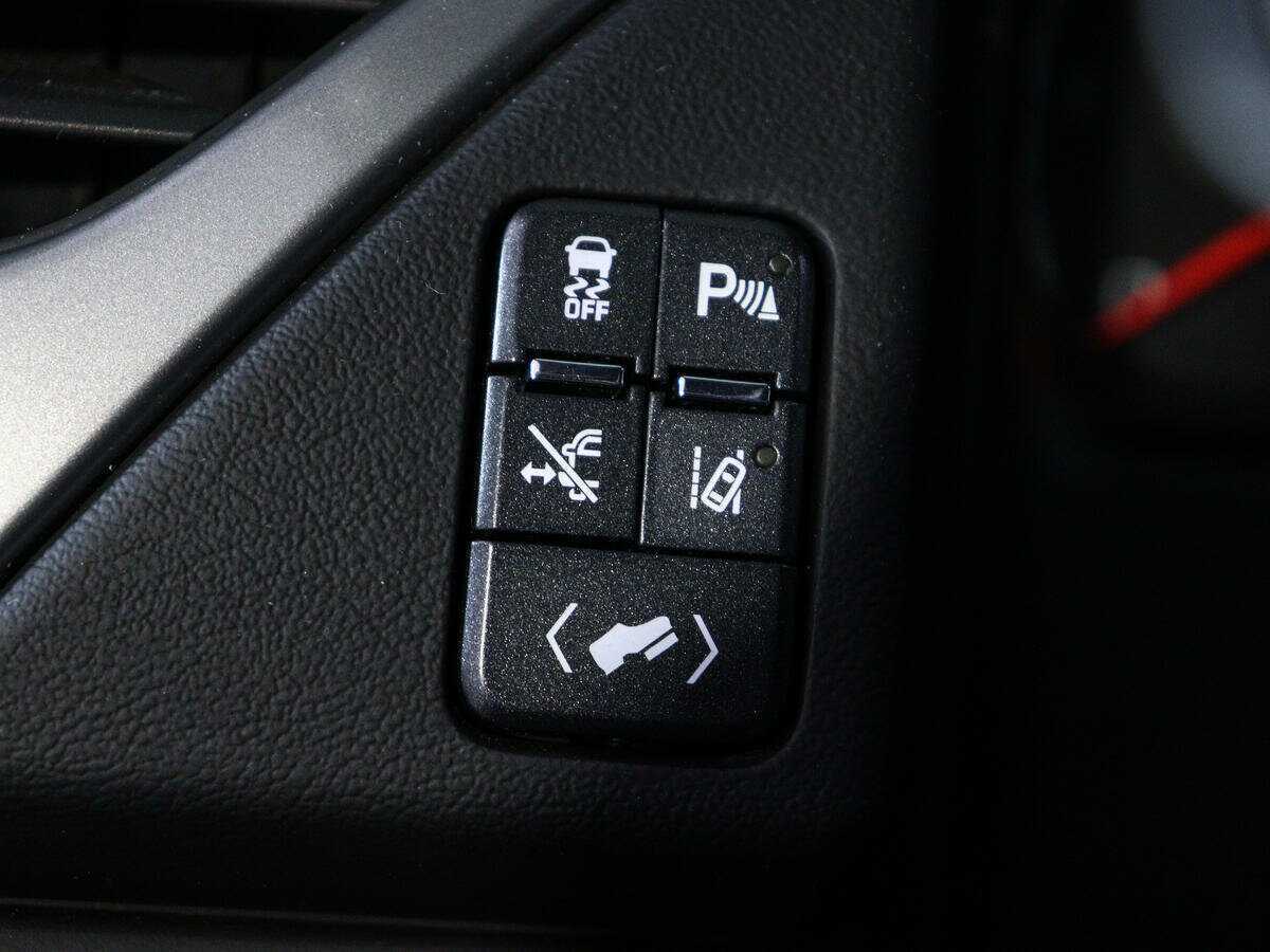 Chevrolet Tahoe с пробегом — 2015 год. Фото: #23