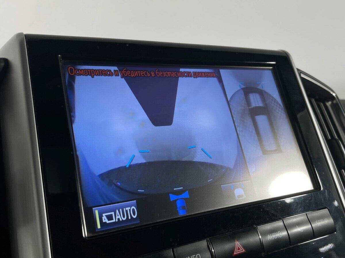 Toyota Land Cruiser с пробегом — 2016 год. Фото: #13