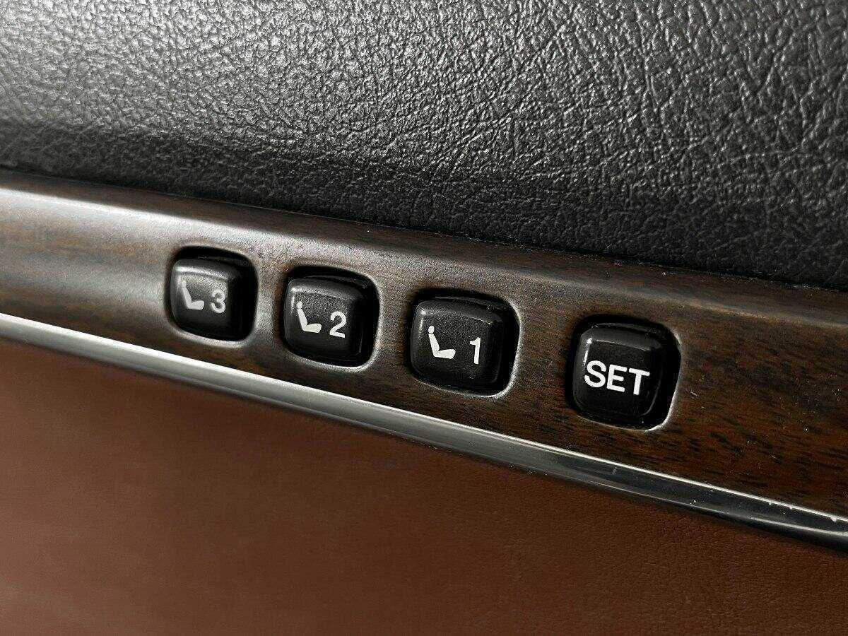 Toyota Land Cruiser с пробегом — 2016 год. Фото: #16