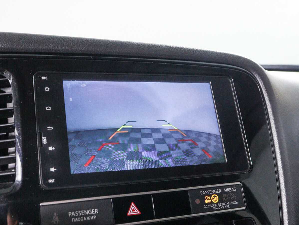 Mitsubishi Outlander с пробегом — 2019 год. Фото: #13