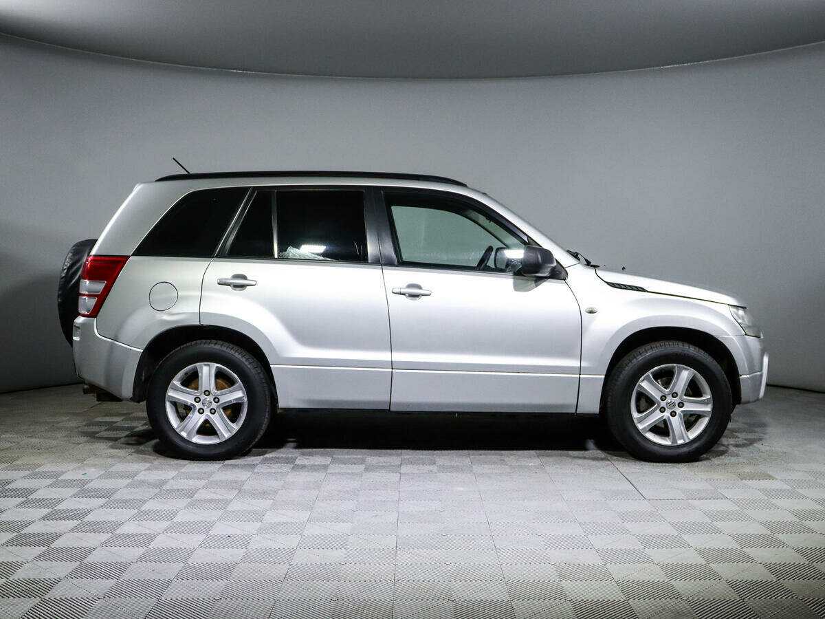 Suzuki Grand Vitara с пробегом — 2008 год. Фото: #3