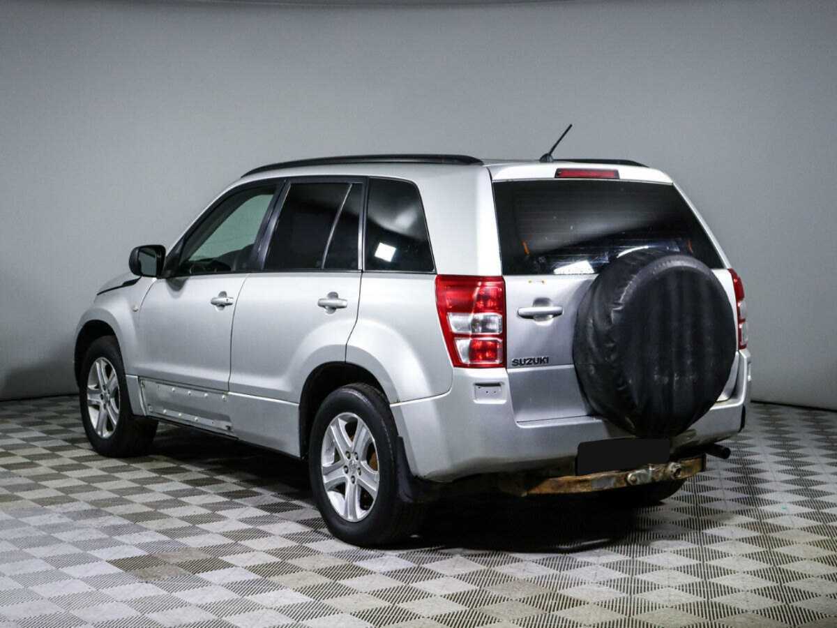 Suzuki Grand Vitara с пробегом — 2008 год. Фото: #6