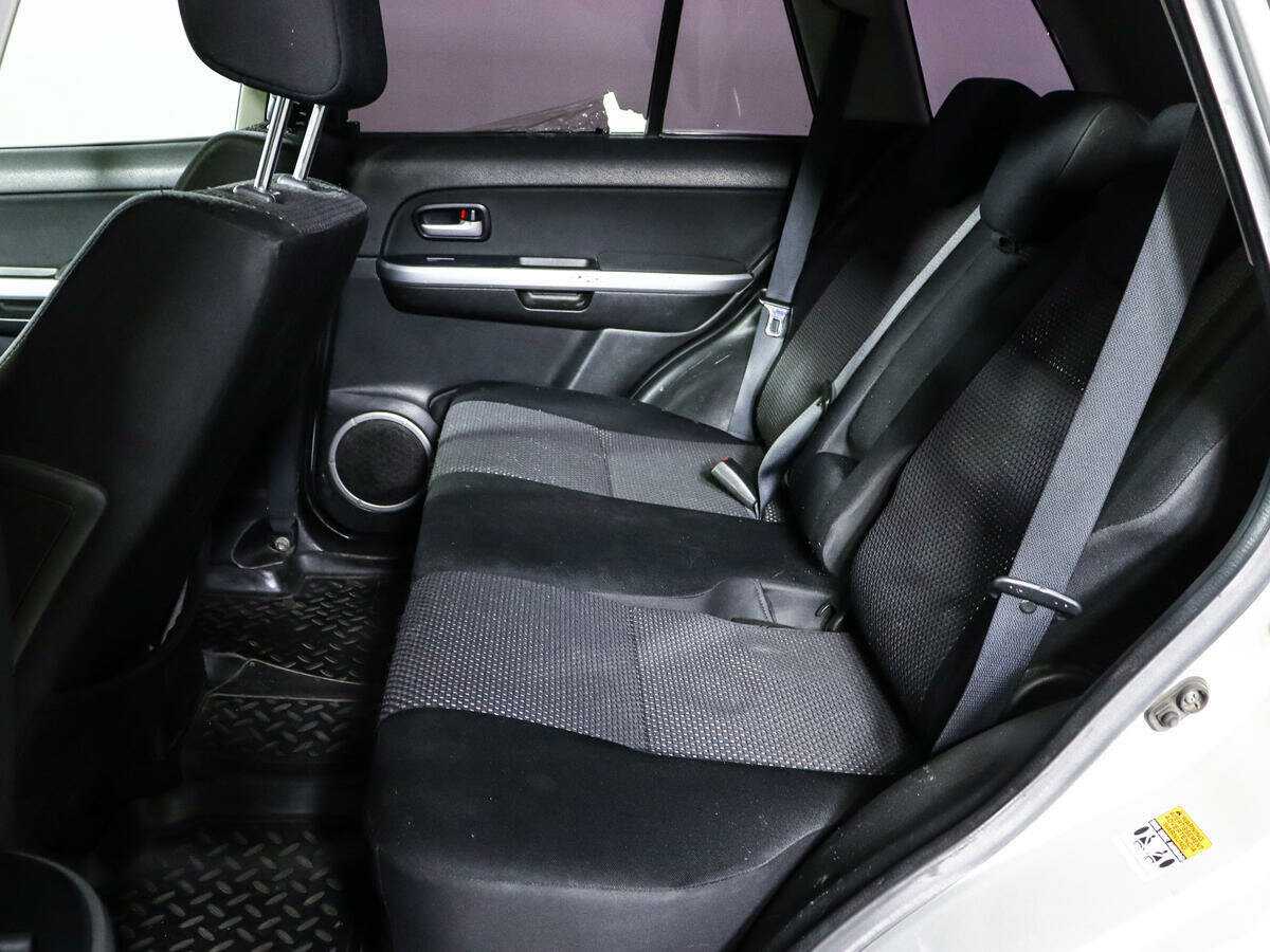 Suzuki Grand Vitara с пробегом — 2008 год. Фото: #9