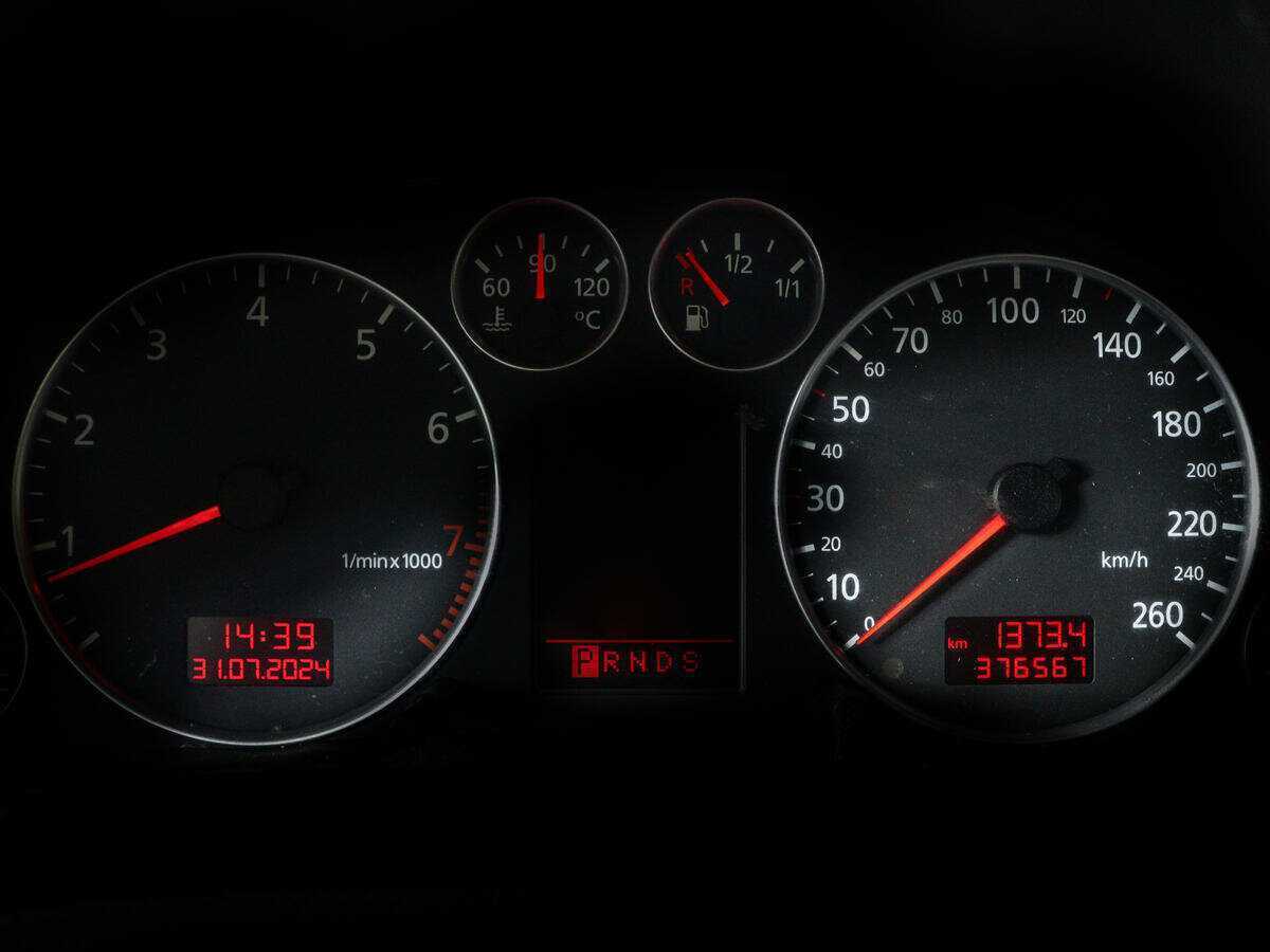 Audi A6 с пробегом — 2002 год. Фото: #10