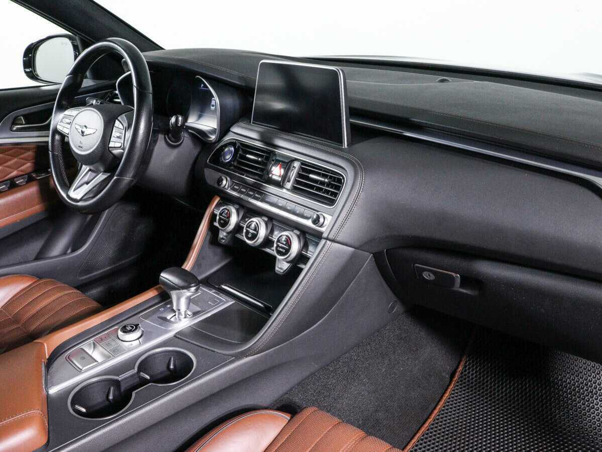 Genesis G70 с пробегом — 2018 год. Фото: #8