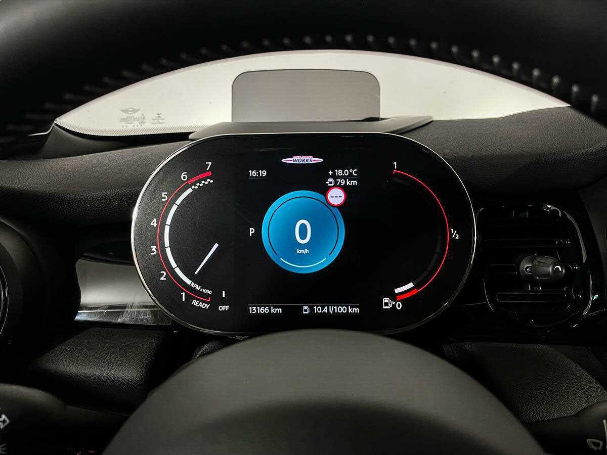 Mini Hatch с пробегом — 2022 год. Фото: #10