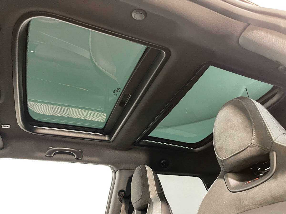 Mini Hatch с пробегом — 2022 год. Фото: #13