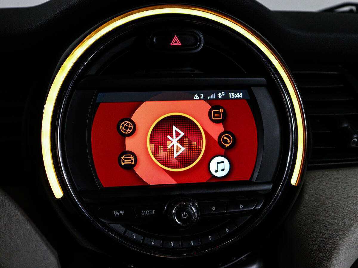 Mini Hatch с пробегом — 2018 год. Фото: #16