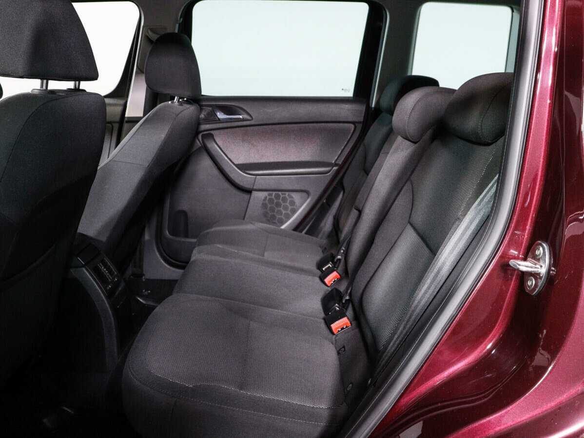 Skoda Yeti с пробегом — 2011 год. Фото: #7