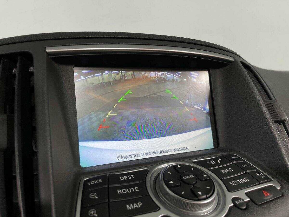 Infiniti Q60 с пробегом — 2014 год. Фото: #13