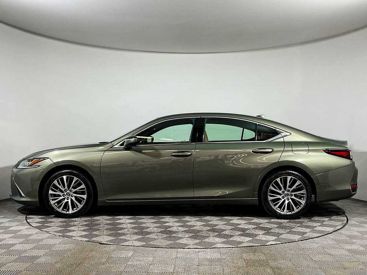 Lexus ES с пробегом — 2021 год. Фото: #7