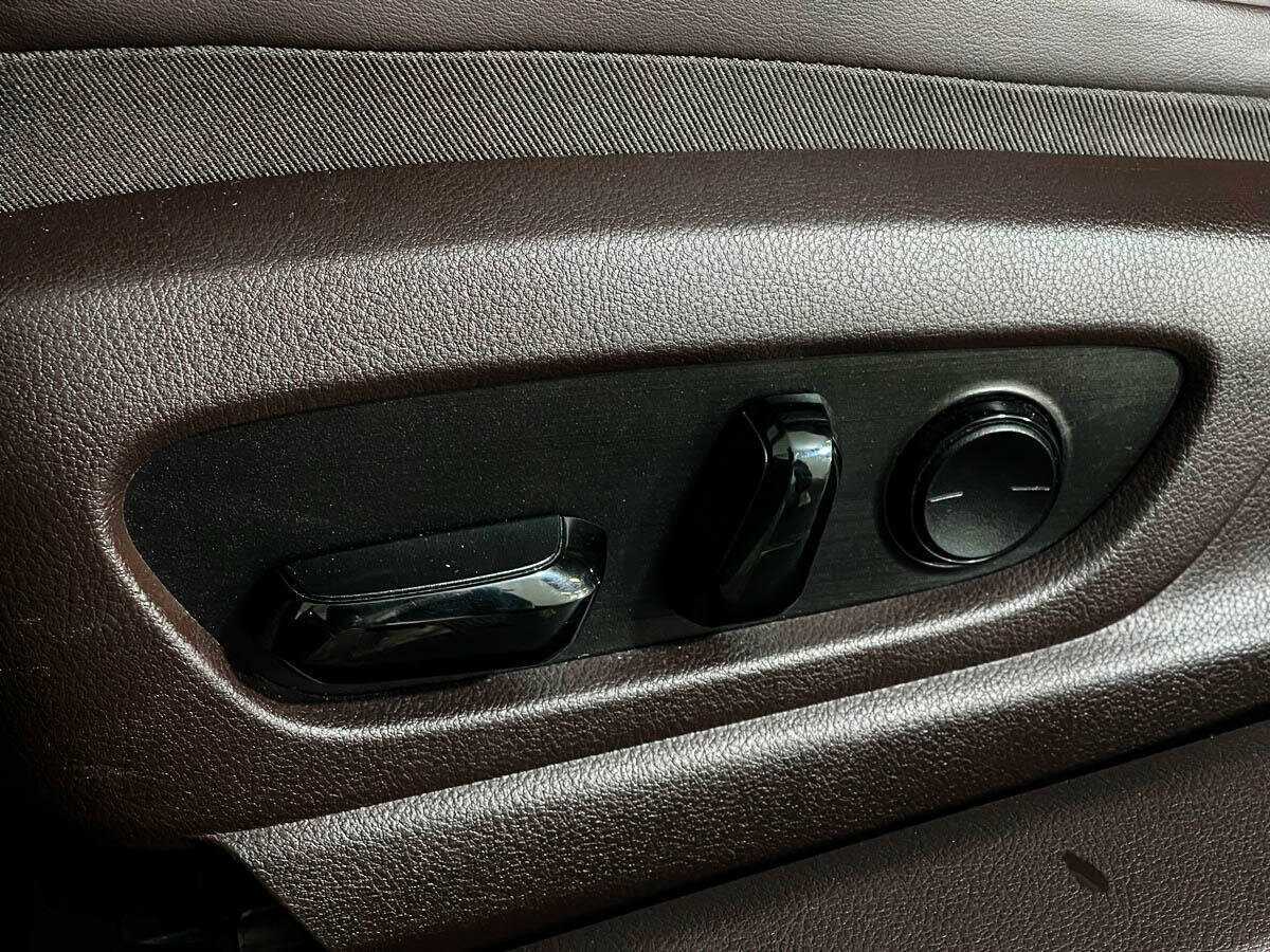 Lexus ES с пробегом — 2021 год. Фото: #13