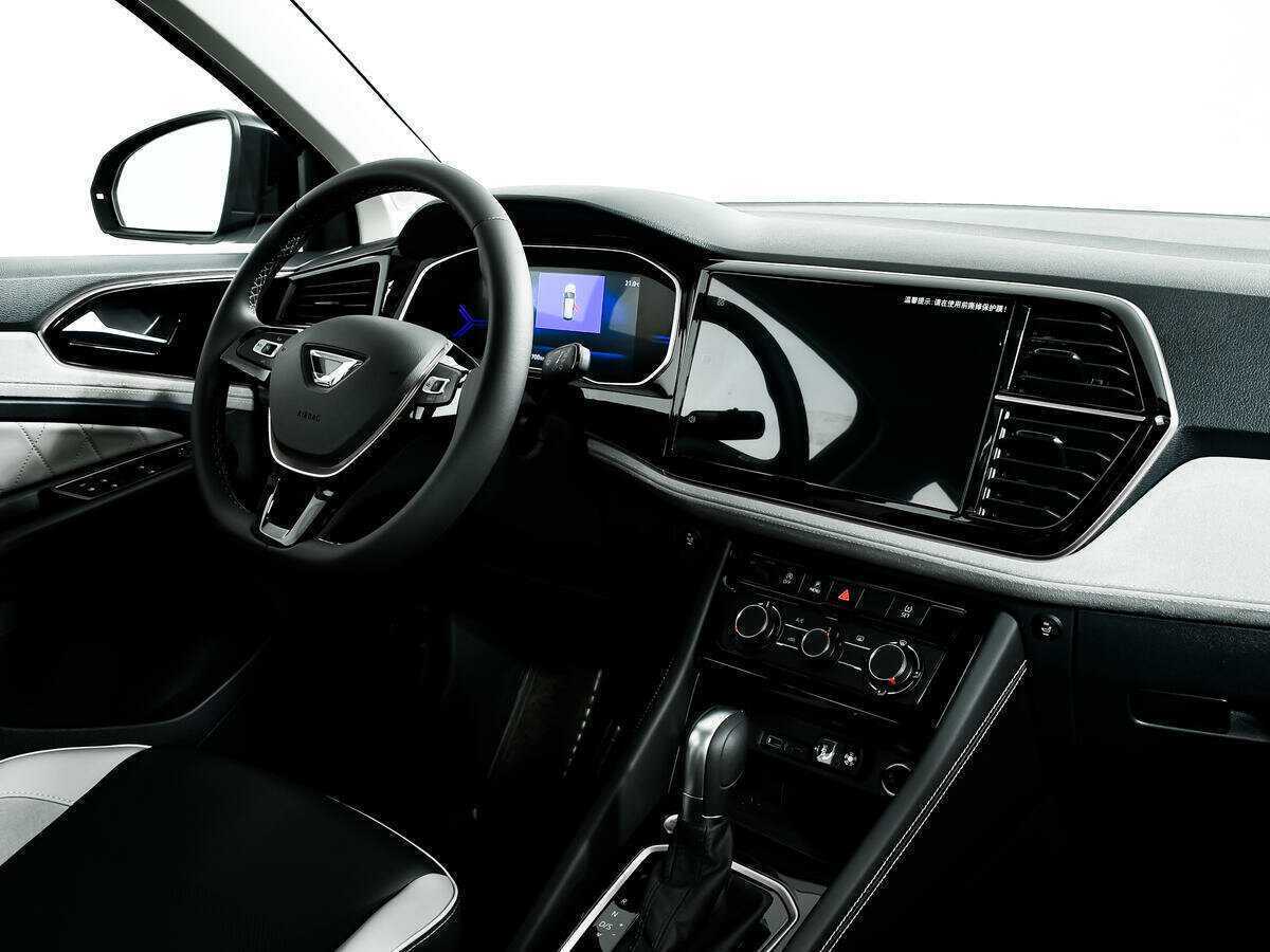 Jetta VS7 с пробегом — 2023 год. Фото: #8