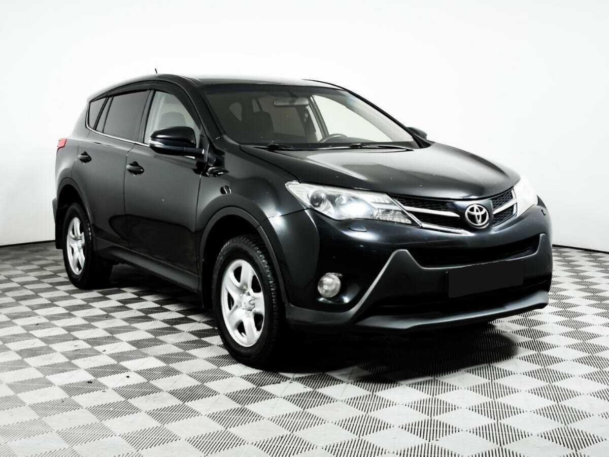 Toyota RAV4 с пробегом — 2013 год. Фото: #2