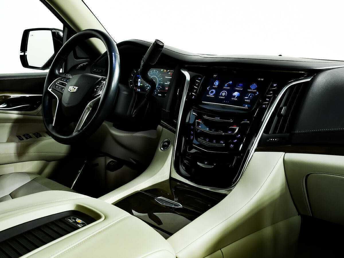 Cadillac Escalade с пробегом — 2019 год. Фото: #8