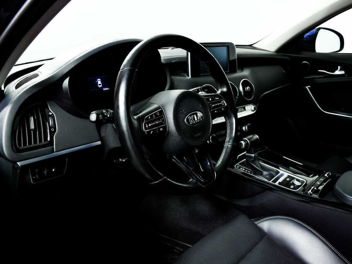 Kia Stinger с пробегом — 2018 год. Фото: #12
