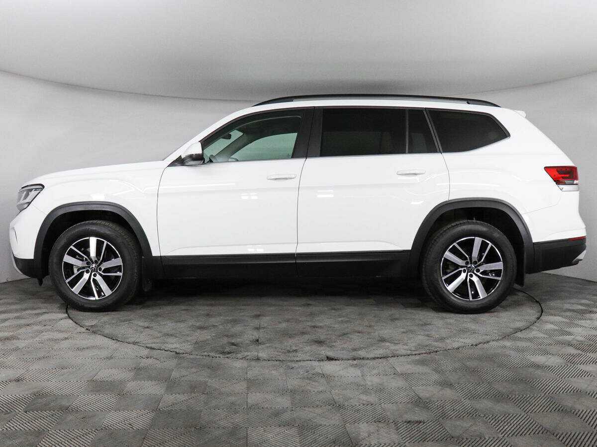 Volkswagen Teramont с пробегом — 2021 год. Фото: #7