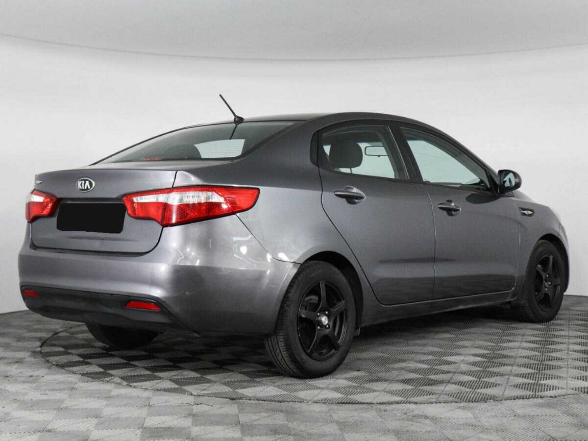 Kia Rio с пробегом — 2013 год. Фото: #4