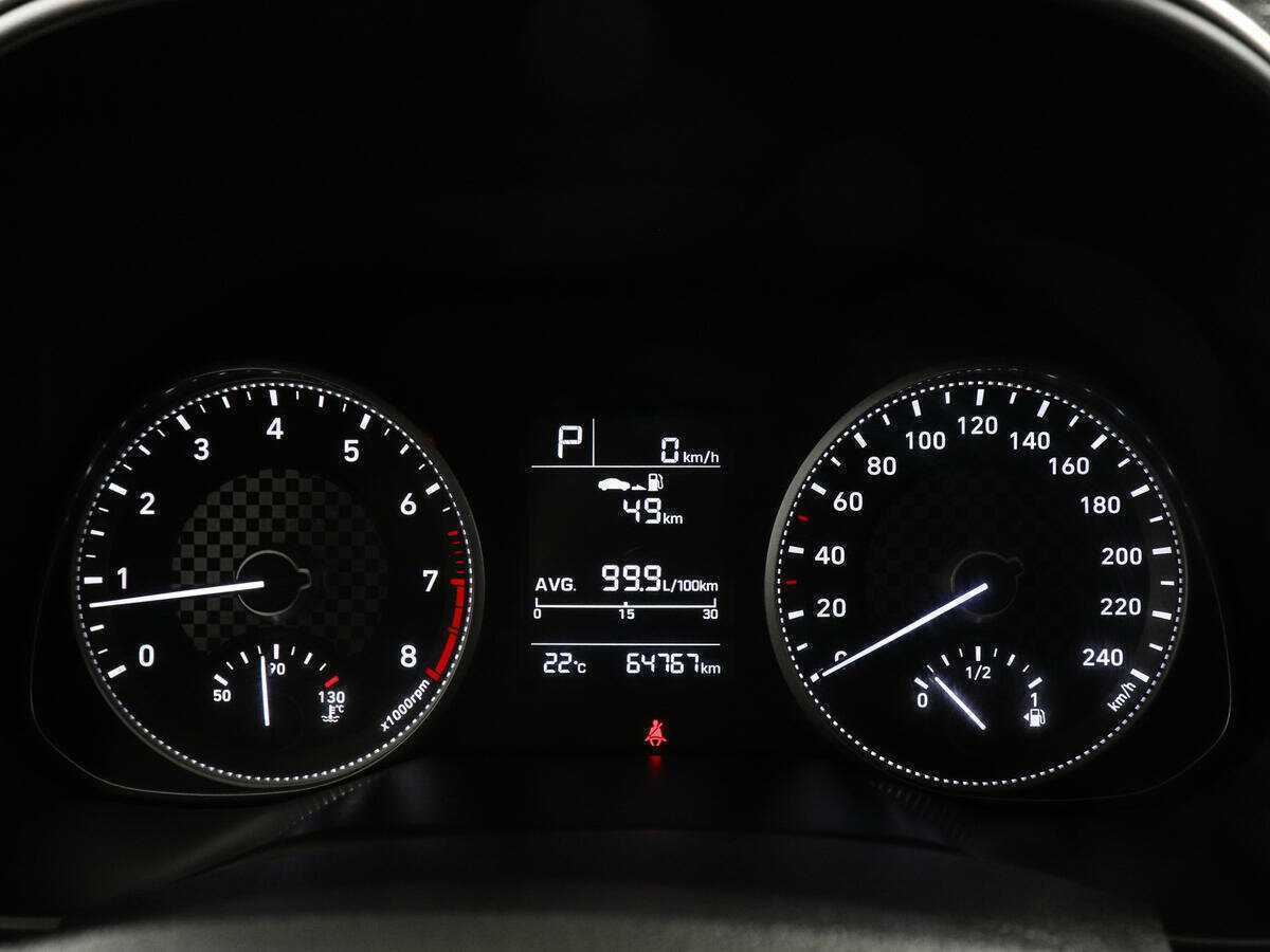 Hyundai Elantra с пробегом — 2019 год. Фото: #10