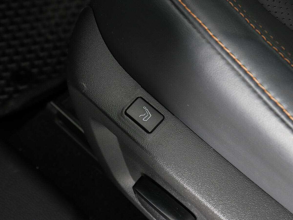 Mitsubishi Outlander с пробегом — 2023 год. Фото: #19