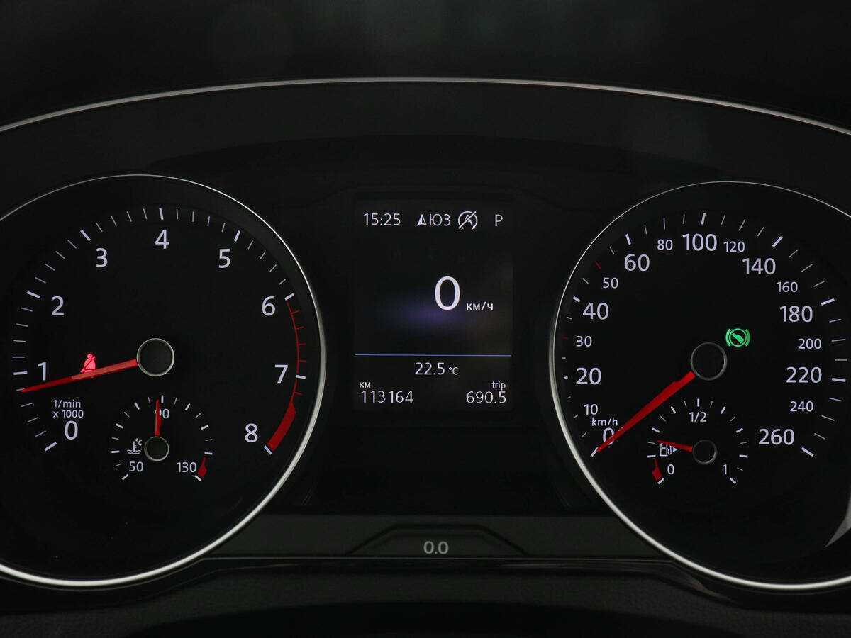 Volkswagen Passat с пробегом — 2020 год. Фото: #10