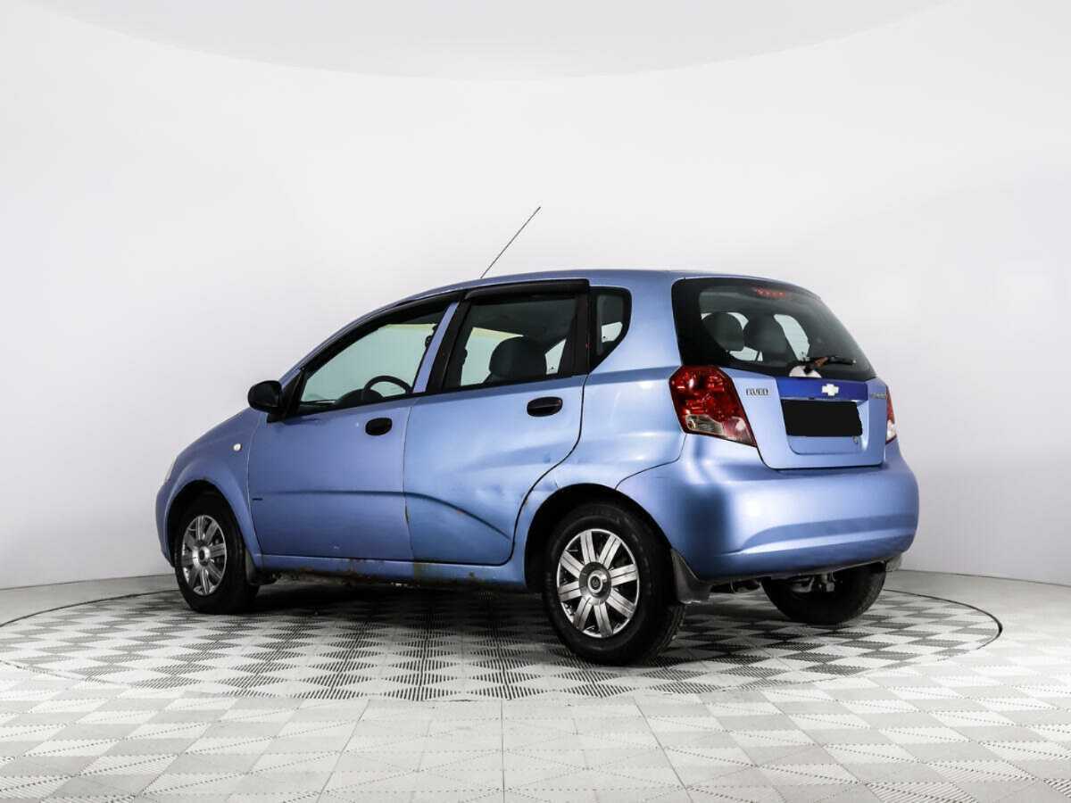 Chevrolet Aveo с пробегом — 2004 год. Фото: #6