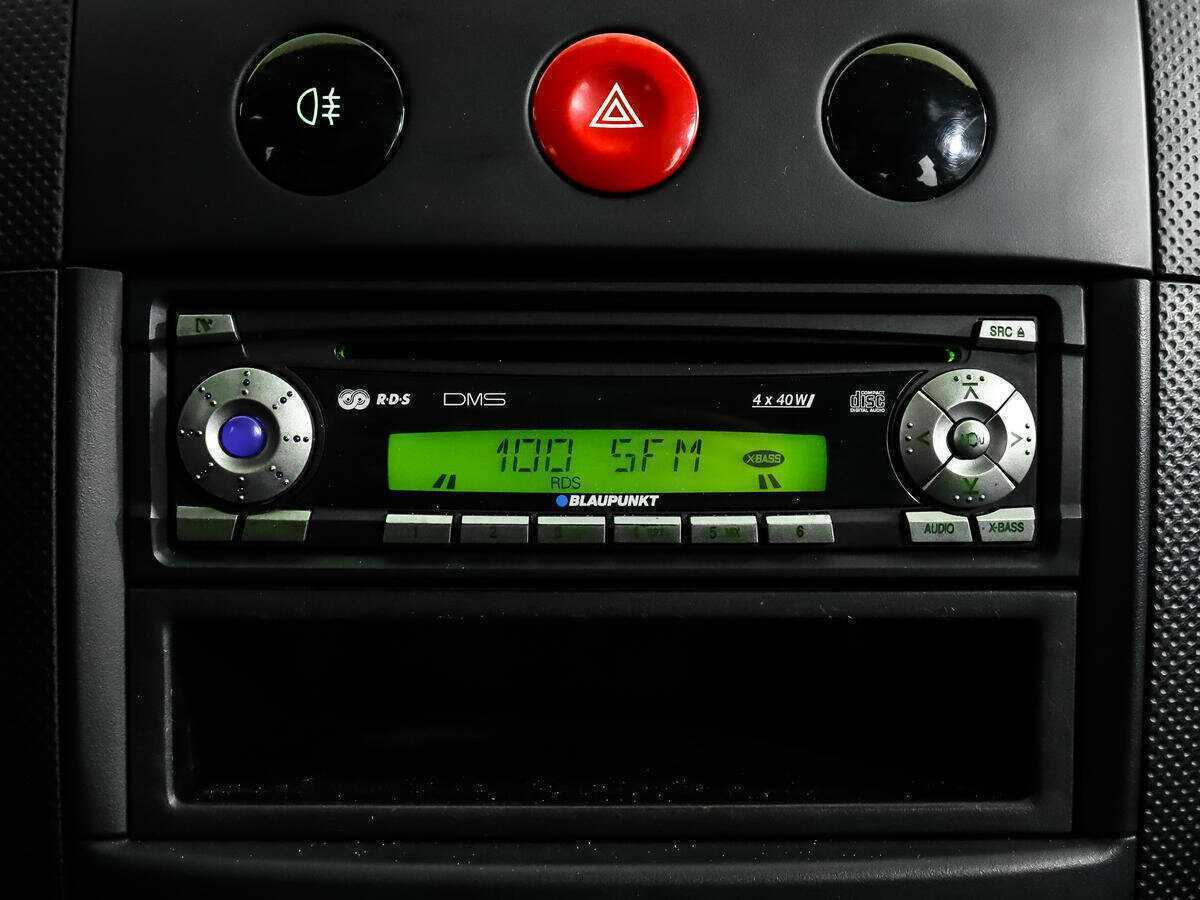 Chevrolet Aveo с пробегом — 2004 год. Фото: #13