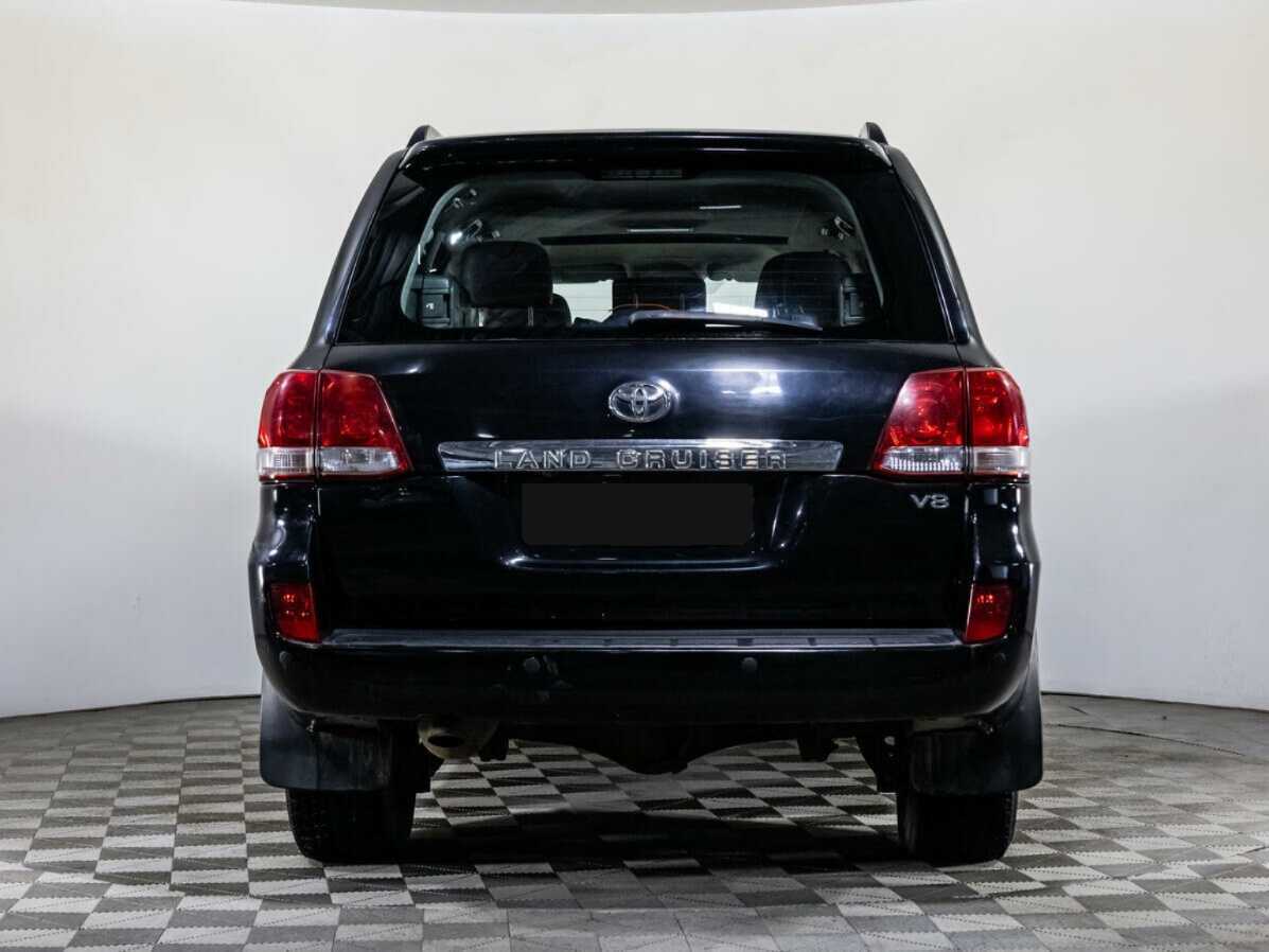 Toyota Land Cruiser с пробегом — 2008 год. Фото: #4