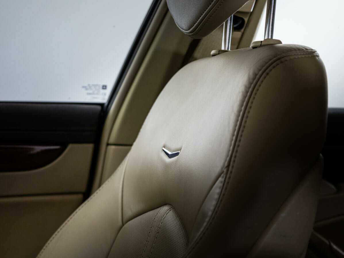 Cadillac CTS с пробегом — 2011 год. Фото: #17