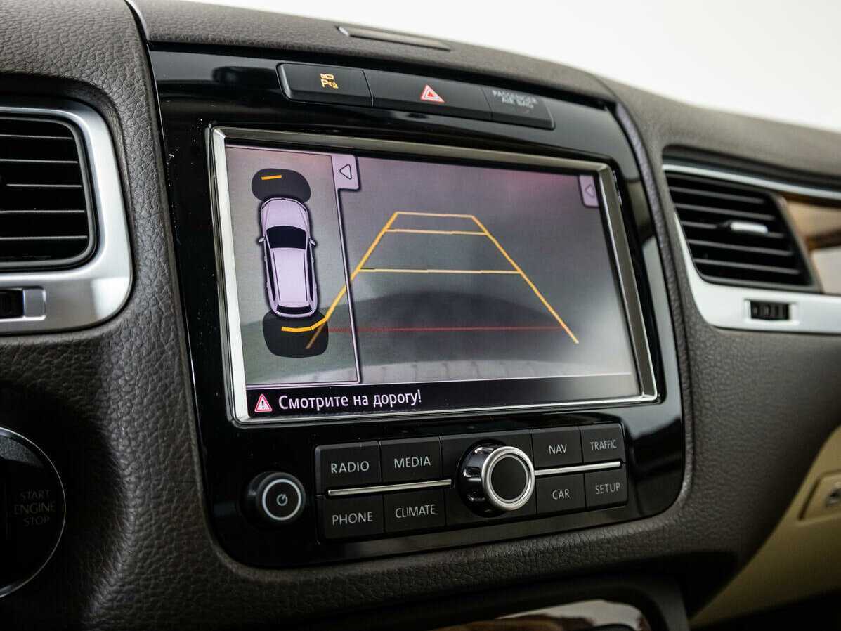 Volkswagen Touareg с пробегом — 2011 год. Фото: #16