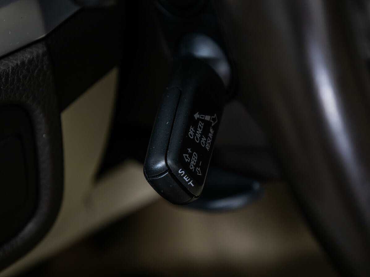 Volkswagen Touareg с пробегом — 2011 год. Фото: #21