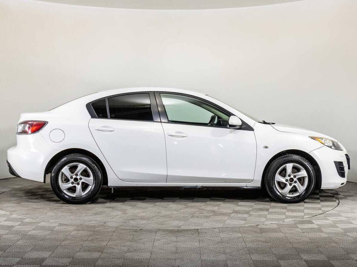 Mazda 3 с пробегом — 2010 год. Фото: #3