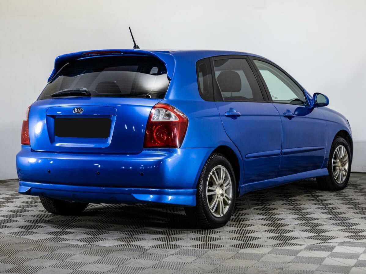 Kia Spectra с пробегом — 2004 год. Фото: #4