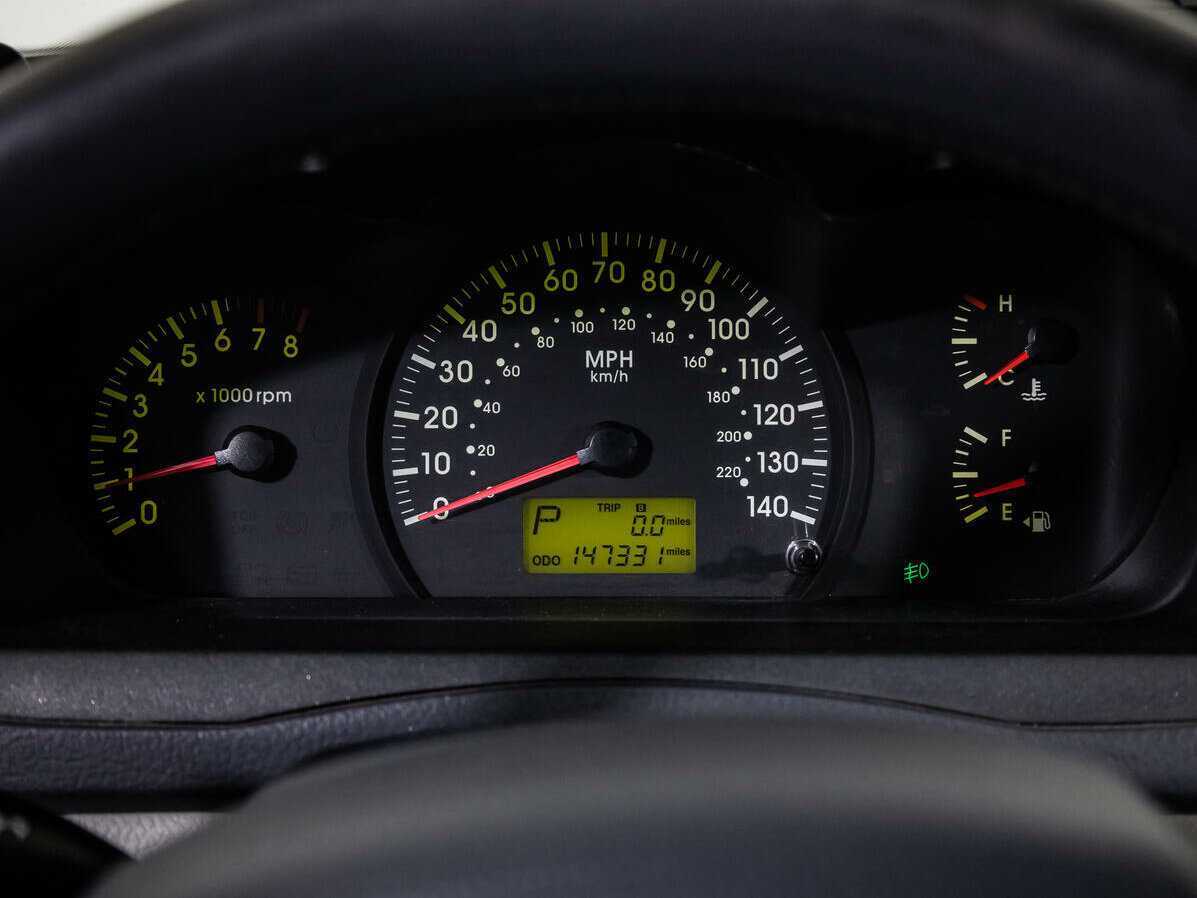 Kia Spectra с пробегом — 2004 год. Фото: #11